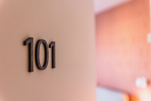 Rideaux occultants, chambres insonorisées, Wi-Fi gratuit