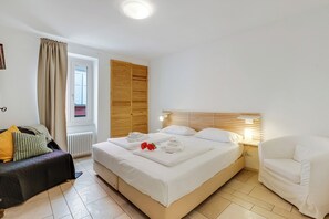 2 Schlafzimmer, kostenloses WLAN, Bettwäsche