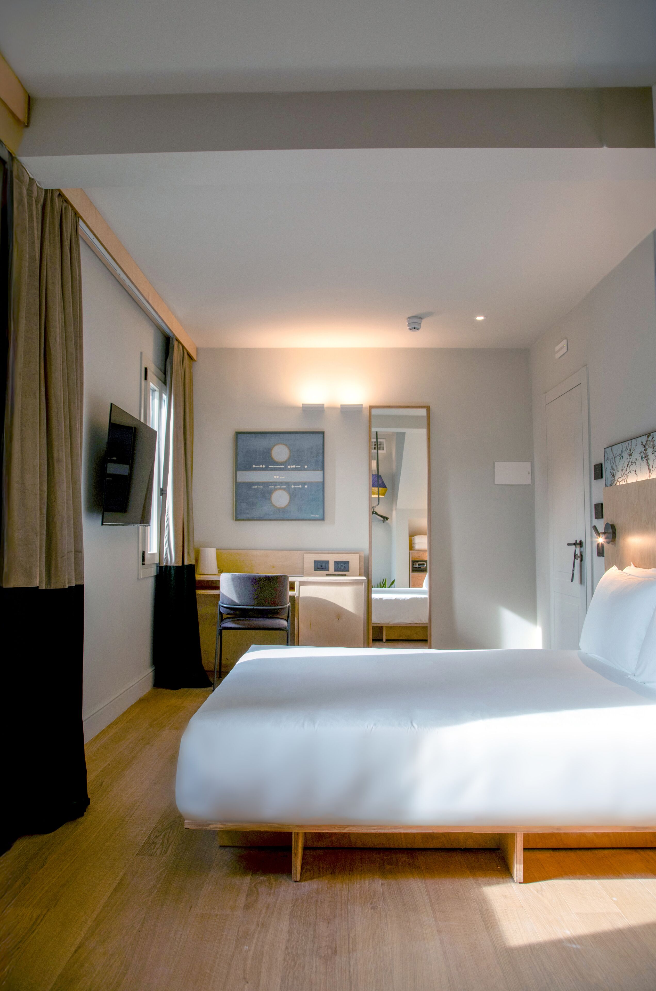 Standard-Doppelzimmer | Hochwertige Bettwaren, Daunenbettdecken, Minibar, Zimmersafe