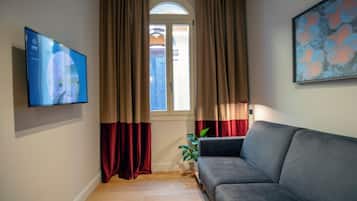 Suite, vue canal | Coin séjour