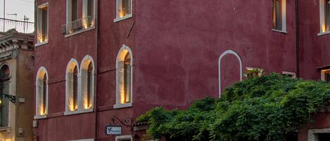 Façade de l’hébergement