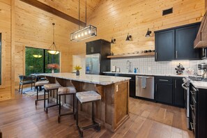 Fridge, microwave, oven, stovetop - Arcade, Playground, Hot Tub, Fire Pit, Pets, Angel's Nest (Broken Bow)