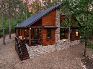 Exterior - Arcade, Playground, Hot Tub, Fire Pit, Pets, Angel's Nest (Broken Bow)