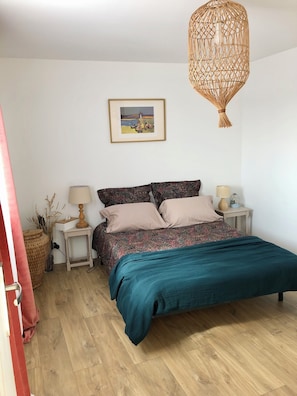 3 bedrooms, iron/ironing board, WiFi, bed sheets - Le Roc'h Hir - facing Bréhat (Ploubazlanec)