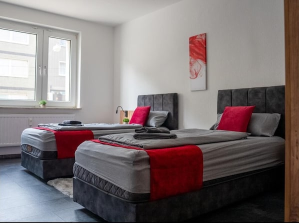 14 chambres, Wi-Fi, draps fournis