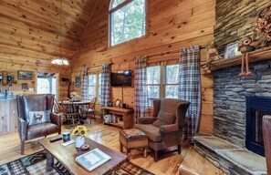 Smart TV, fireplace, table football - Blue Ridge Dreamy Sunsets (Blue Ridge)