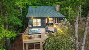 Terrace/patio - Red, White, and Blue Ridge Retreat (Blue Ridge)