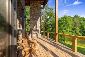 Property grounds - Yeshua's Place - Peace On Tranquil Golden Ponds (Ellijay)