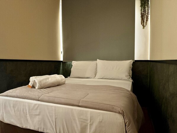 Desk, iron/ironing board, travel cot, free WiFi