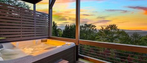 Tina de hidromasaje al aire libre