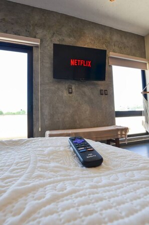 5 habitaciones, escritorio, wifi y ropa de cama 
