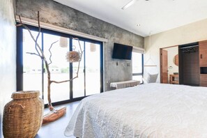 5 chambres, bureau, Wi-Fi, literie fournie