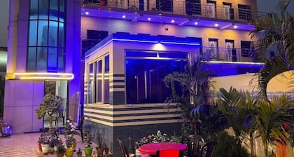 Fortune Club And Suites