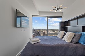 2 slaapkamers, een strijkplank/strijkijzer, reisbedje, gratis wifi