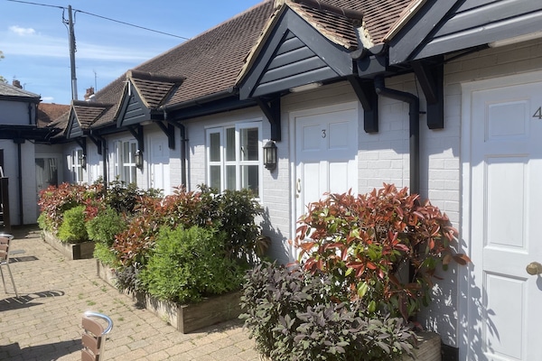 Superior Double or Twin Room, Ensuite, Courtyard View (Superior) | Terrace/patio