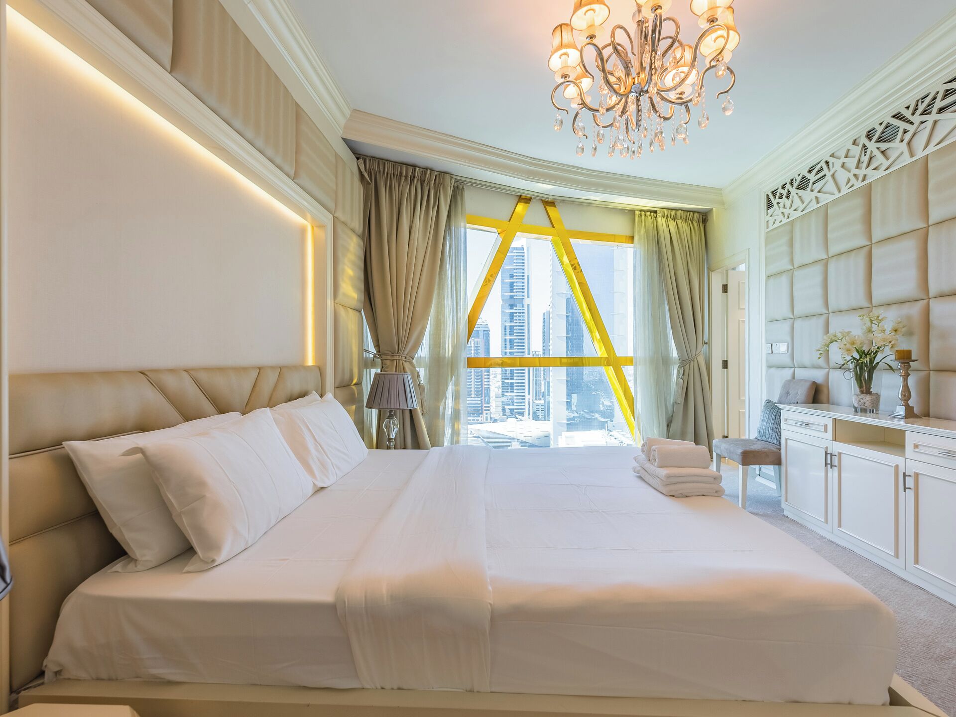 Deluxe Apartment, Balcony, City View | 2 bedrooms, in-room safe, free WiFi