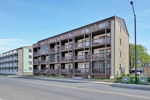 Exterior - New For 2025! Cute One Bedroom Condo In Desirable North Ocean City (Ocean City)