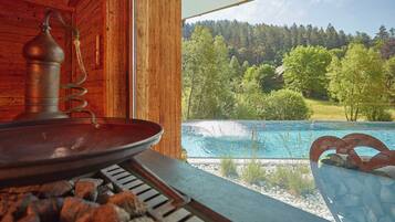 Sauna, Whirlpool, Dampfbad, Körperbehandlungen