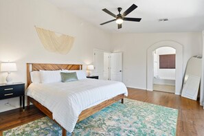 3 bedrooms, iron/ironing board, travel cot, free WiFi