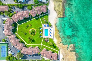 Apartment, Smoking - George Town Villas 117 (Seven Mile Beach)