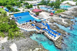 Apartment | 3 bedrooms - Coconut Bay 126 in West Bay (West Bay)