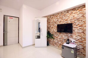 Interior - 2 Bedroom Private Suite (Mumbai)