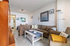 Smart TV - 132 - Charming Apartment with Two Terraces, Sea Views & Pool, Fuengirola! (Fuengirola)