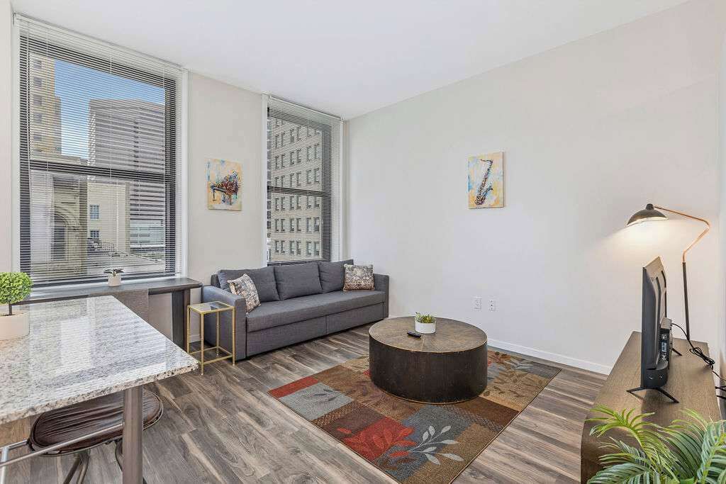 华丽公寓, 1 间卧室, 无烟房 | 起居区 | 52-英寸智能电视（配备数码频道）、Netflix、Hulu