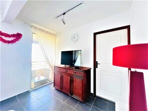 아파트, 흡연 | 1 개의 침실