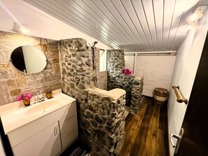 2 Schlafzimmer