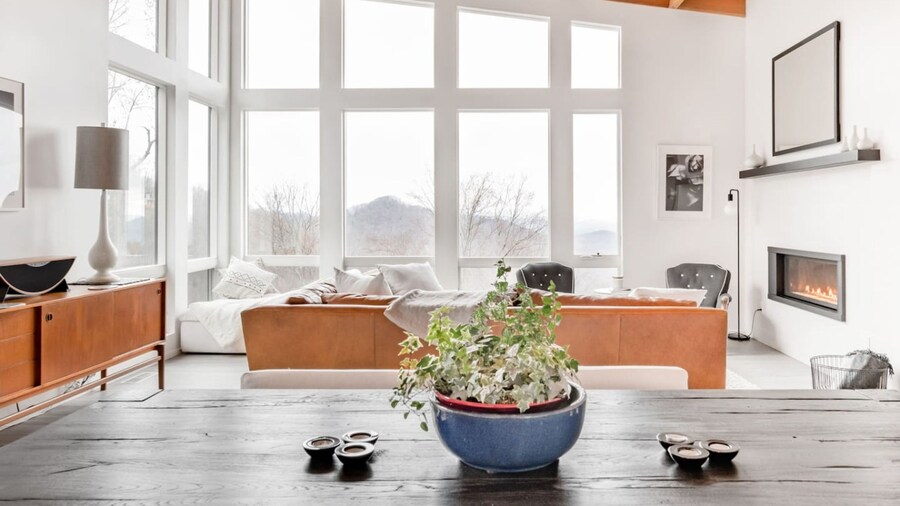 Private Luxury Mountain View Getaway at Cloud 9