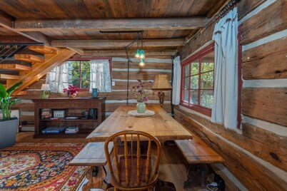 Historic Log Cabin Quiet Return to Simpler Days