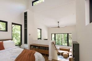 Apartment | 1 bedroom - Romantic Couples Getaway 4 Miles to DT Hot Tub Haus 43 (Asheville)