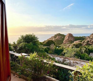 Huvila, 3 makuuhuonetta, tupakointi sallittu, yksityinen uima-allas | Näkymä majoituspaikasta