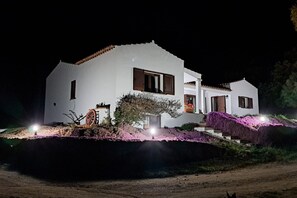 Front of property - La Suara Manna (Palau)