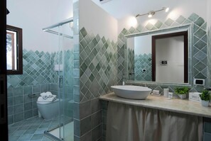 Familienapartment, Mehrere Schlafzimmer, 2 Bäder (La Suara Manna) | Badezimmer