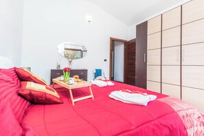 Family Apartment, 3 Bedrooms, 2 Bathrooms (La Suara Manna) | 3 bedrooms - La Suara Manna (Telti)