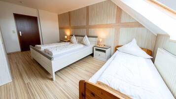 3 Schlafzimmer, Bügeleisen/Bügelbrett, WLAN