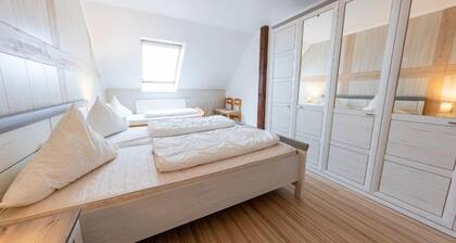 "Möwennest" - your retreat in the Deichkieker guesthouse - pets allowed