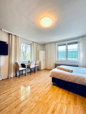 1 chambre, fer et planche à repasser, Wi-Fi gratuit