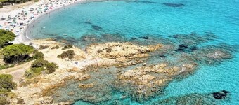 Villa le palme, 500 mt from the beaches of Sas Linnas Siccas Bay.