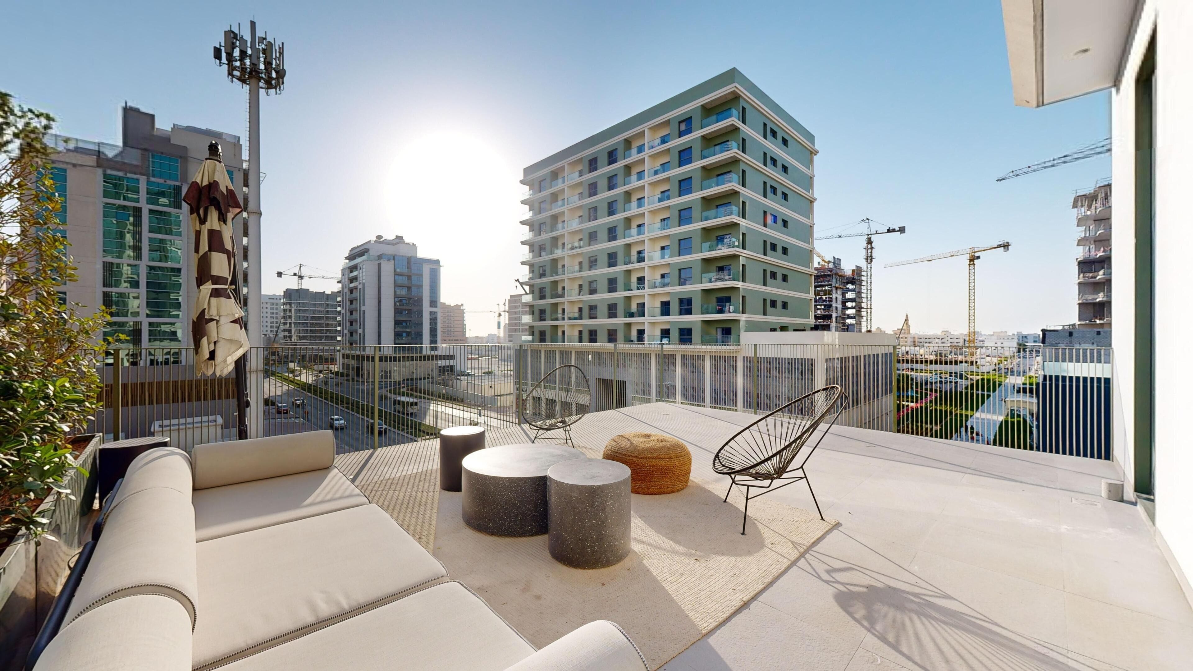 Loft luxo, 1 cama Queen, banheiro privativo, vista para a cidade | Terraço/pátio