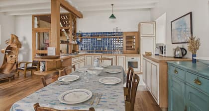 Seaside house with direct beach access for 7