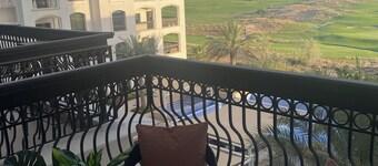 Golfers Paradise on Yas island, 2 bed, 2 bathroom, sleeps 6