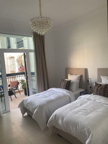 Golfers Paradise on Yas island, 2 bed, 2 bathroom, sleeps 6
