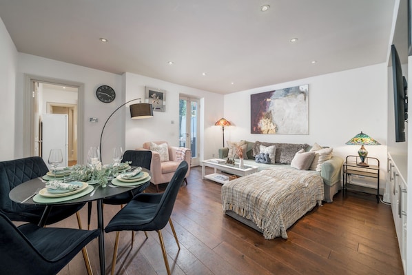 Télévision, espaces bureaux