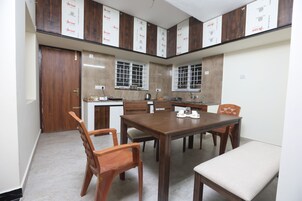 Apartamento de lujo, vistas a la playa | Cocina privada