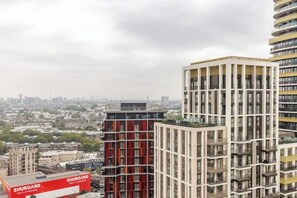 Exterior - Stylish 2-bed penthouse in vibrant White City with bright open-plan living and modern finishes. Just a 2-minute walk to White City & Wood Lane tube stations—ideal for couples, friends, or small families seeking comfort and excellent transport links. (White City)