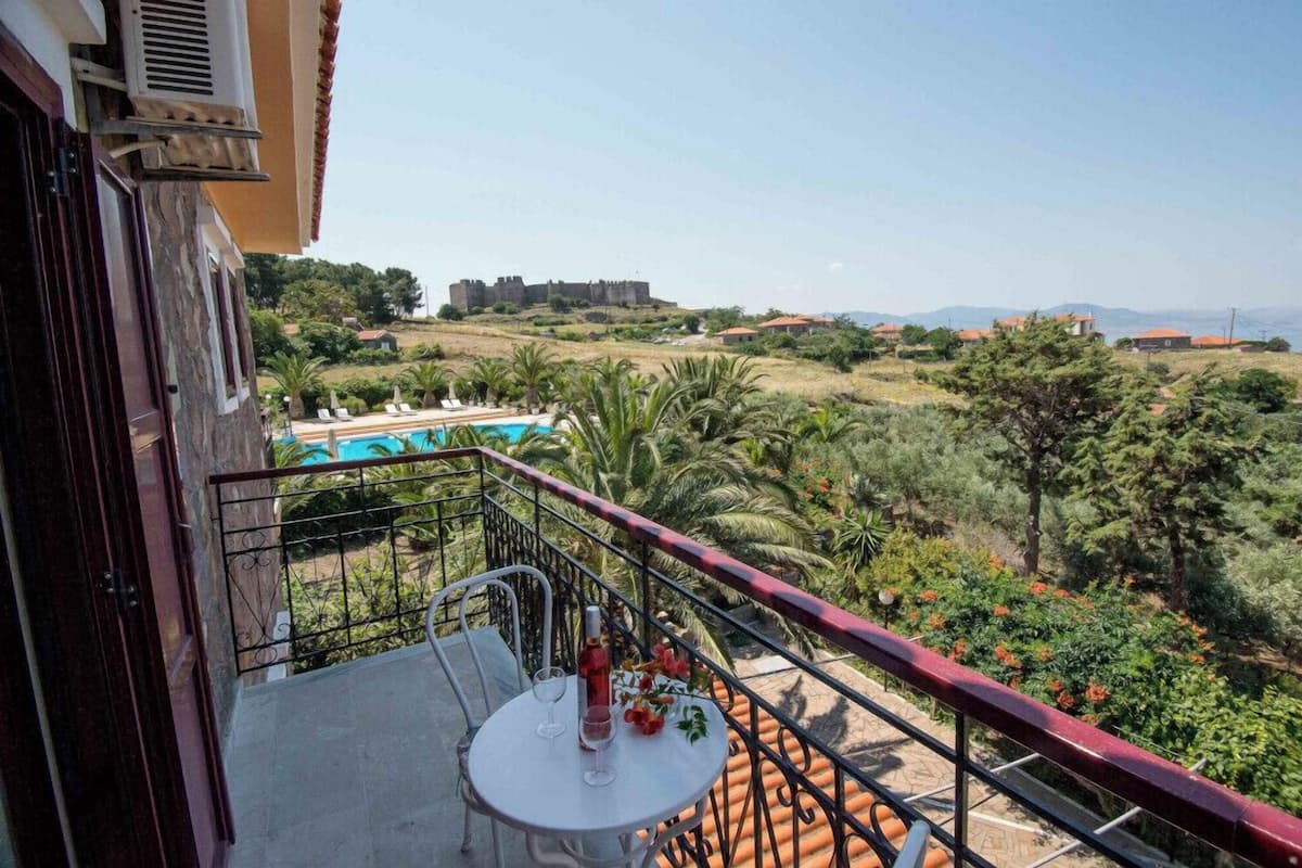 Panoramic Studio, Sea View | 1 bedroom, in-room safe, soundproofing, free WiFi