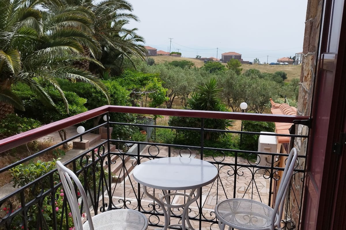 Comfort Apartment, Pool View | Garden view